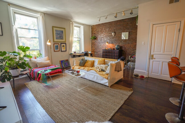 Photo - 630 N 2nd St Unidad 2