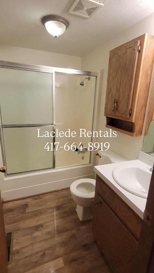 Photo - 120 E 4th St
