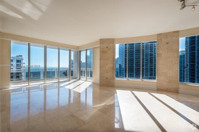 Building Photo - 901 Brickell Key Rental