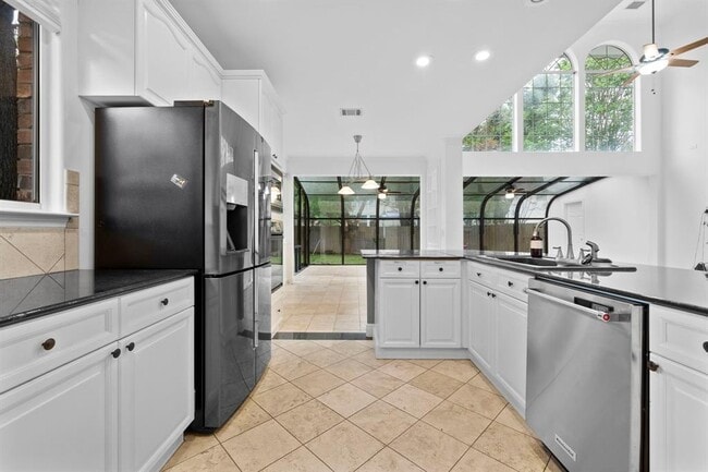 Photo - 2303 El Sol Dr