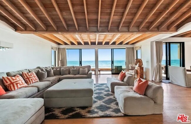 Photo - 24608 Malibu Rd