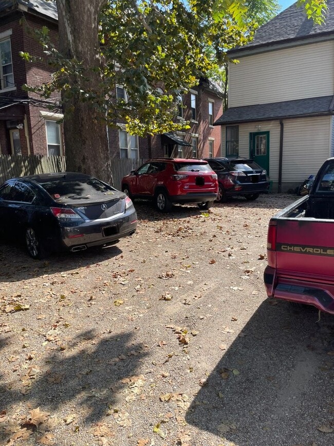Photo - 166 W 9th Ave
