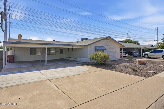 Photo - 2401 N 66th St