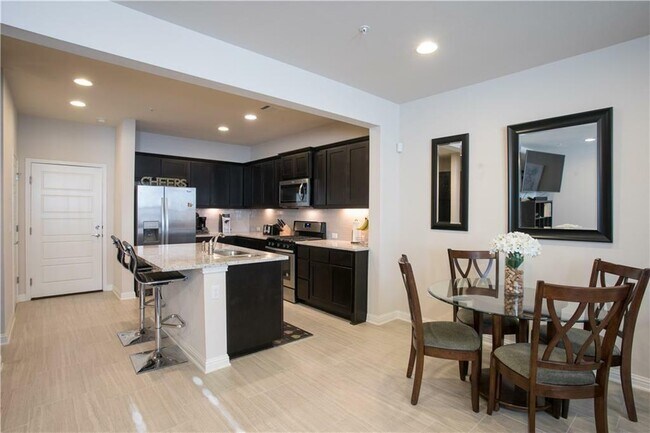 Photo - 6814 E Riverside Dr