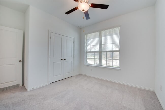 Photo - 8806 Spinning Mill Dr