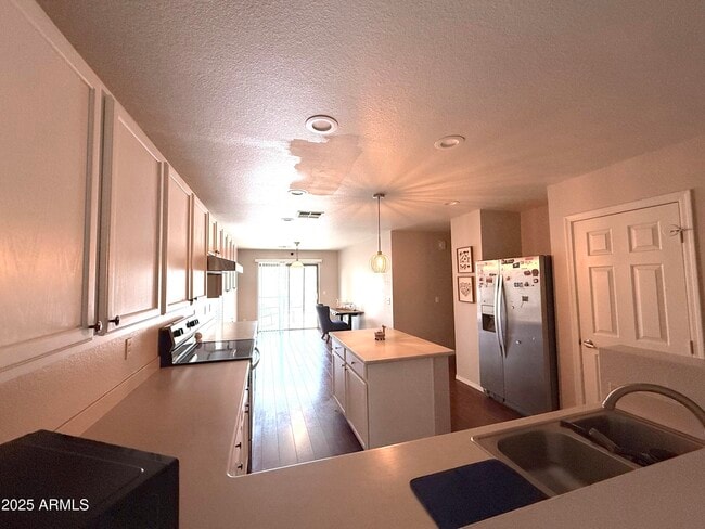 Photo - 3650 E Constitution Dr