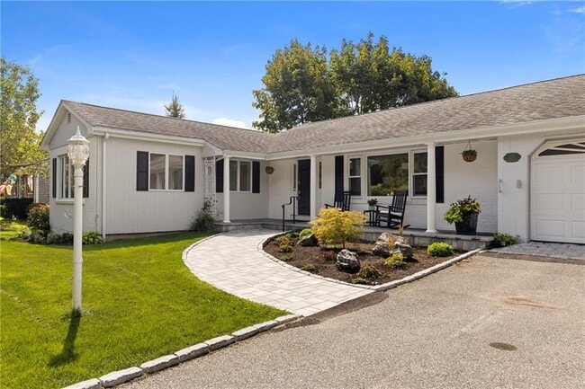 331 3rd Beach Rd