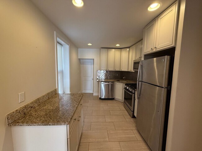 Photo - Charming Brick Rowhome Brewerytown
