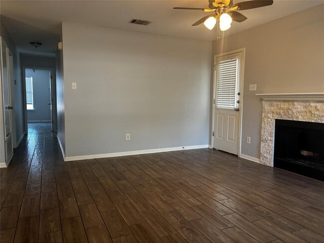 Photo - 501 Texas Ave