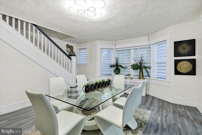 Photo - 405 Reading Ave