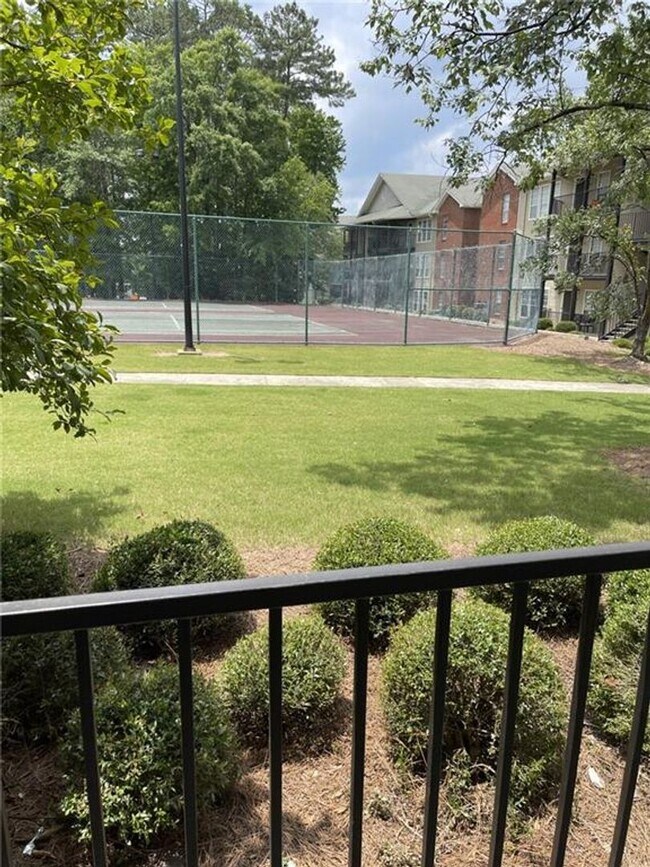 Photo - Auburn Crossing 10-138