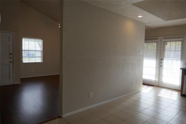 Photo - 2008 Meadfoot Rd