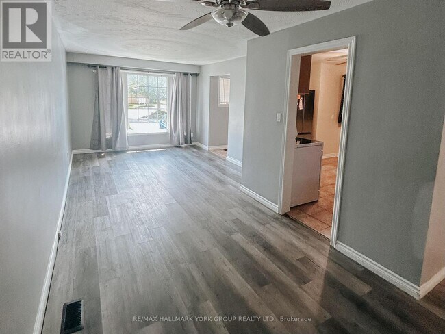 Photo - 217 Septonne Ave