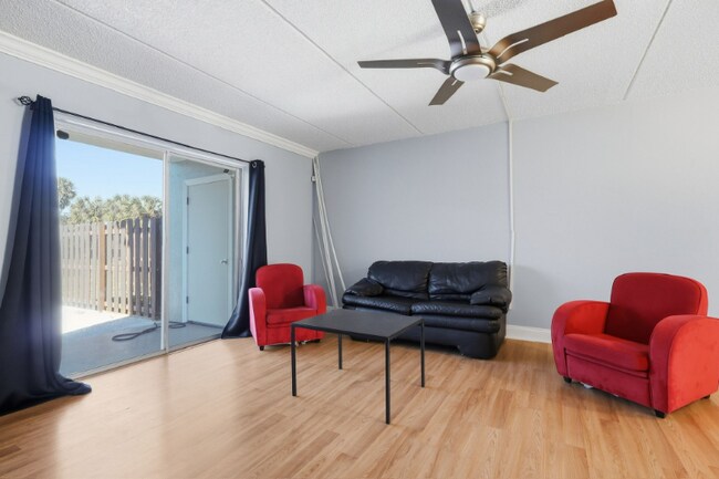 Photo - 2862 Somerset Park Dr