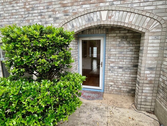 Photo - Spacious 3 Bedroom/2.5 Bath home with Large Game Room and Fabulous Deck ~ Move in Ready!