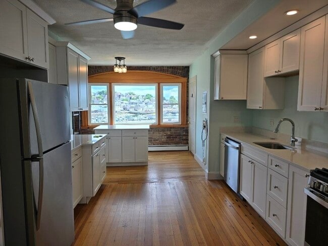 Photo - 235 Washington Ave Unit PH5