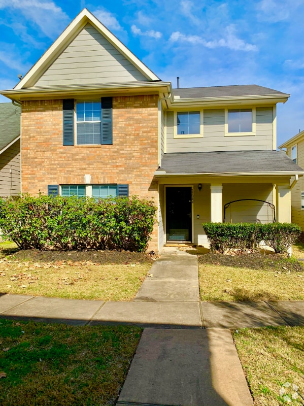 Building Photo - 11944 Chanteloup Dr Rental