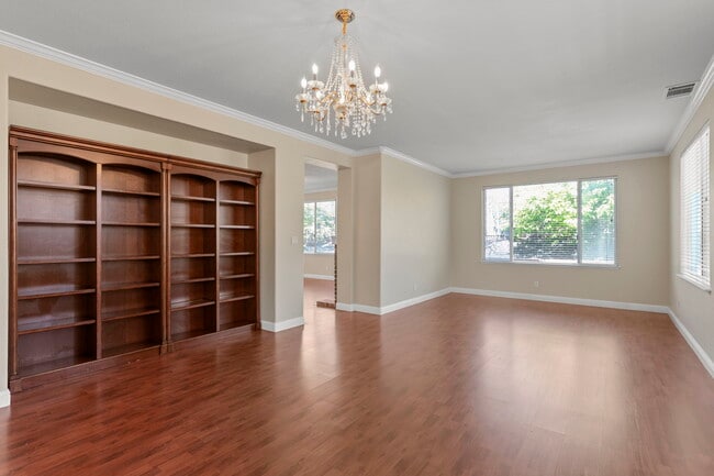 Photo - 5220 Peacock Hill Dr