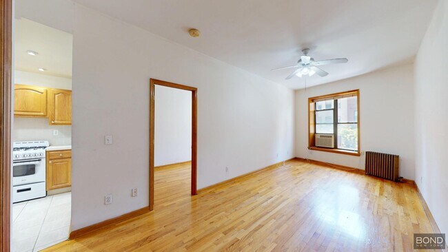 Building Photo - 243 W 72nd St Unit 3 Rental