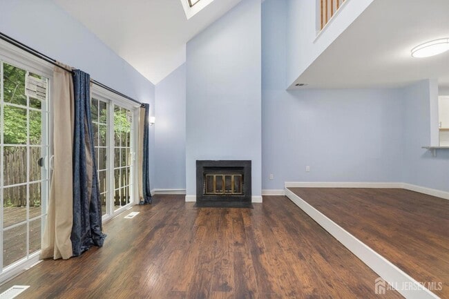 Photo - 1609 Mulberry Ct
