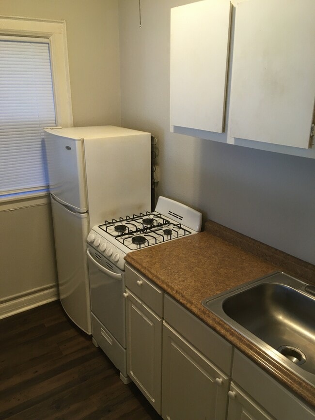 Spruce Place Apartments