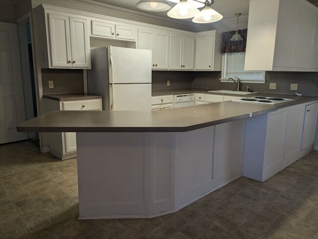 Photo - 717 Riffle Ave