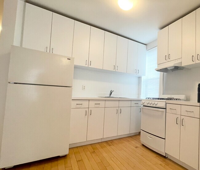 Photo - 3130 37th St Unit 3