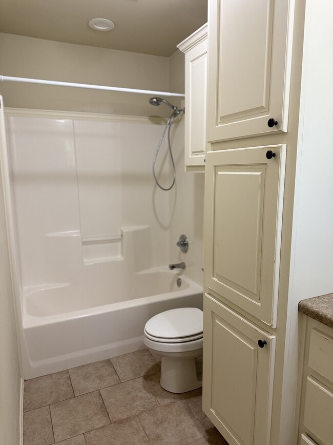 Photo - 2624 112th St