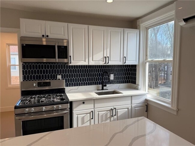 Photo - 52 Southern St