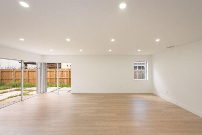 Photo - 13912 SW 103rd Ln