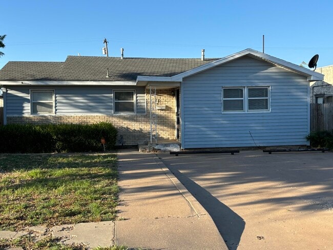 Building Photo - 508 12th St Rental