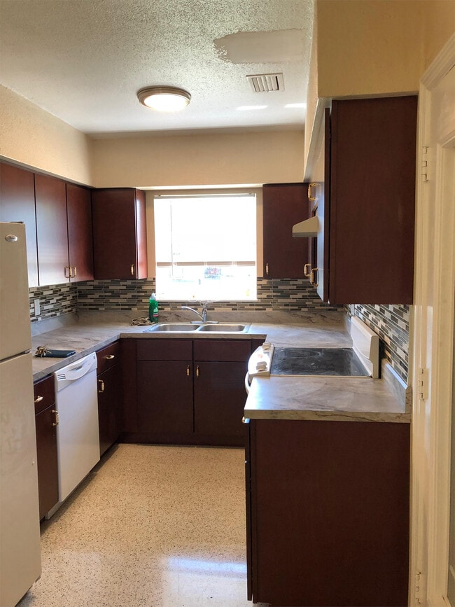 Photo - 414 Union St