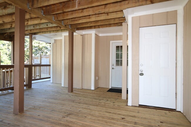 Photo - Waterfront Living Nearby – 2/1.5 Townhouse... Unit B