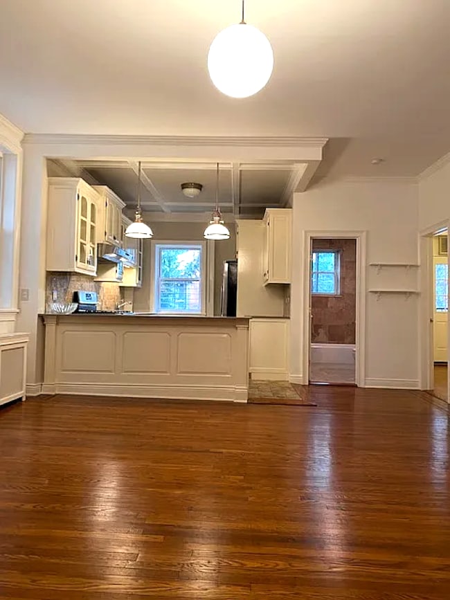 Building Photo - 300 Eckford St Rental