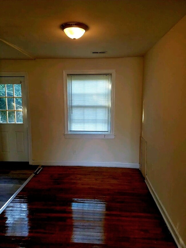 Photo - 515 Hunt Ave