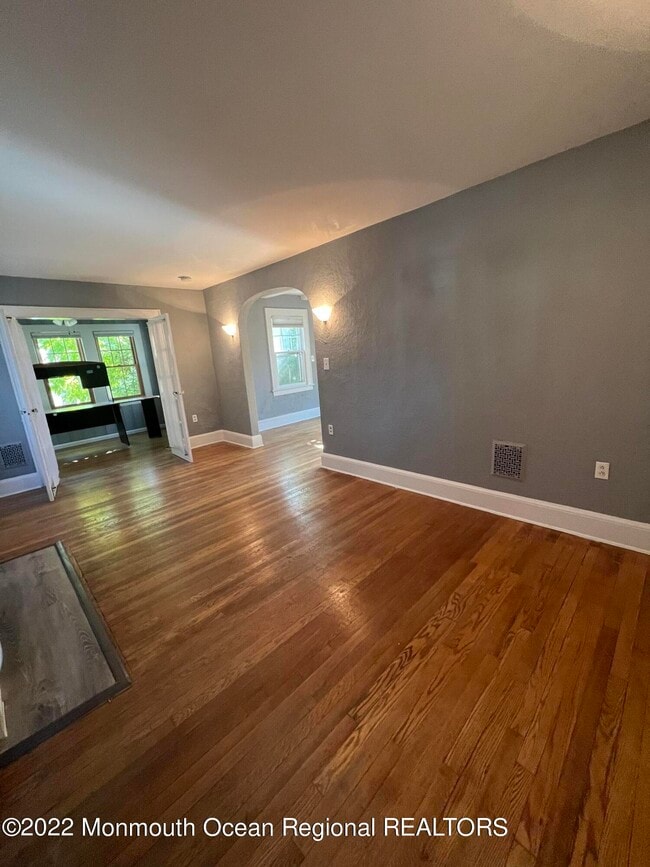 Photo - 432 Harnell Ave