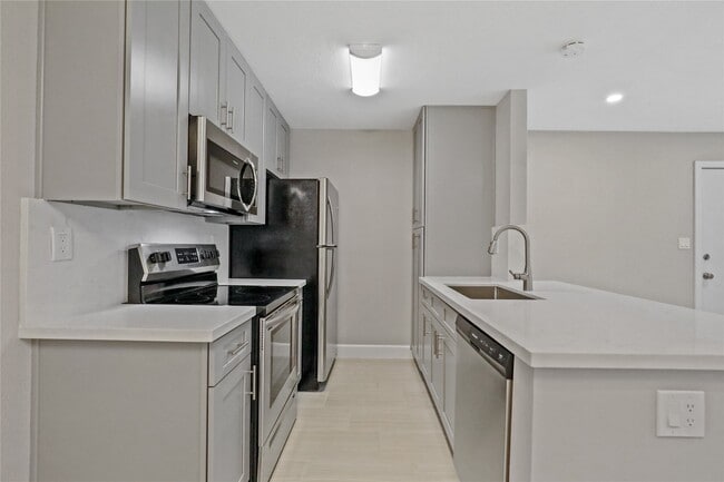 Photo - 2201 Fountain View Dr Unidad True