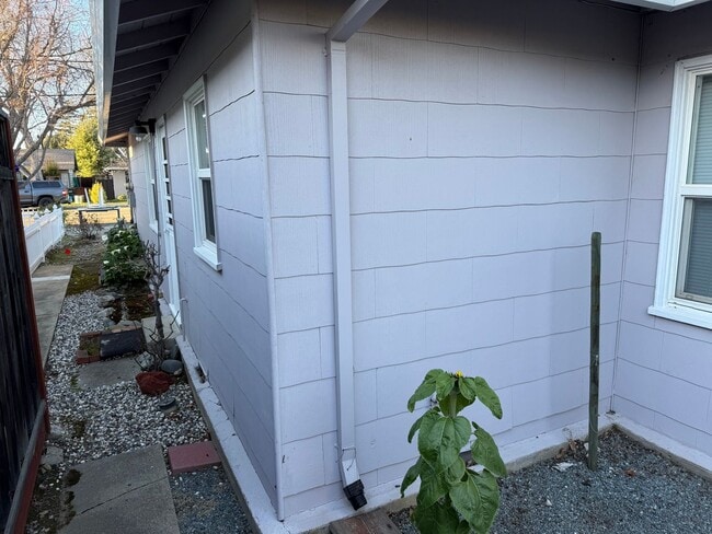 Photo - Charming 1 bed/1 bath Living Near Downtown Livermore