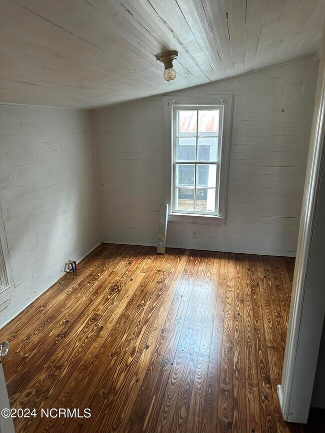 Photo - 8066 Wiggins Mill Rd