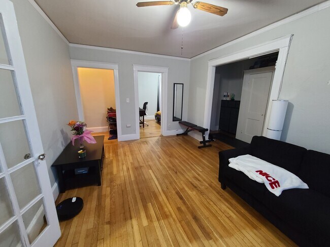 Photo - 1625 Commonwealth Ave Unidad 1