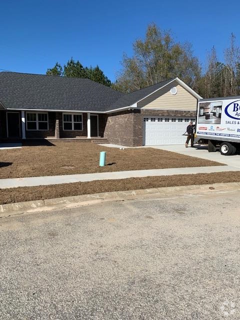 Building Photo - 3652 Beacon Dr Rental
