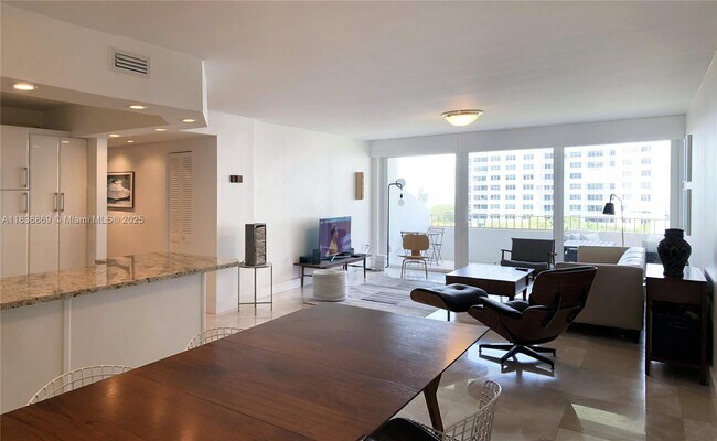 Building Photo - 177 Ocean Lane Dr Unit 611 Rental
