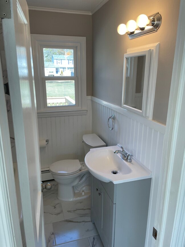 Photo - 720 Barberry Dr