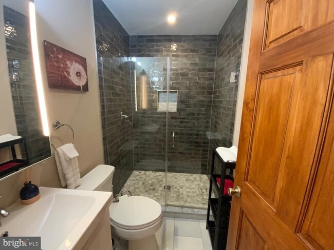 Photo - 1837 16th St NW