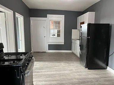 Photo - 160 Oak St Unit 3D
