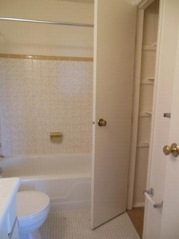 Bathroom - Arbor at Montana