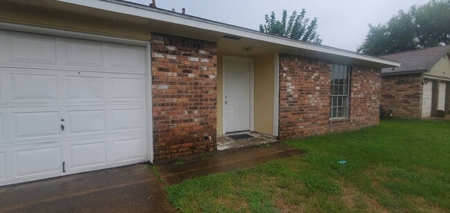 Photo - Charming 3 bed/2 bath home for rent in the Old River Manor subdivision in Channelview,