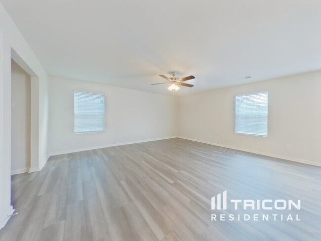 Photo - 3093 Whispering Willows Ct