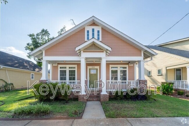 Building Photo - 1235 11th St Rental