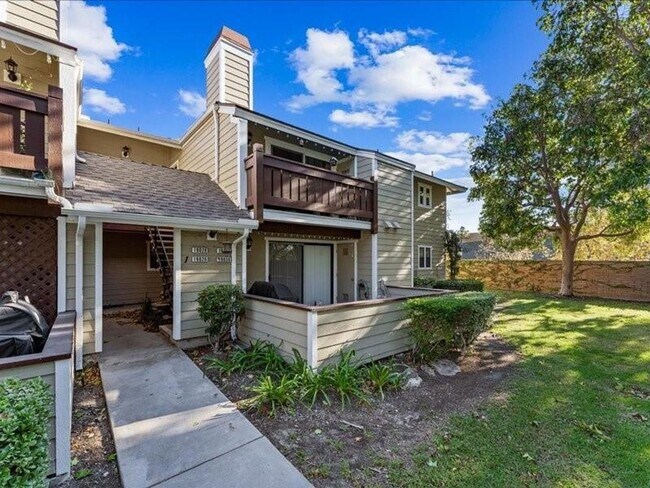 Photo - Kellogg Terrace top floor 2bedroom Unit #4